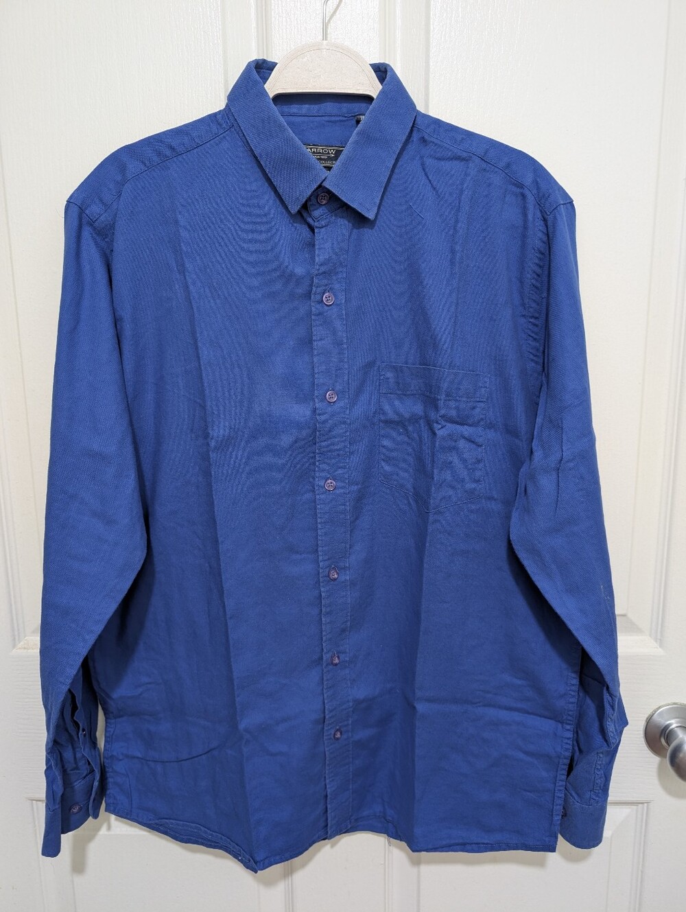 Arrow Men's Cobalt Blue Long-Sleeve Button-Down Shirt